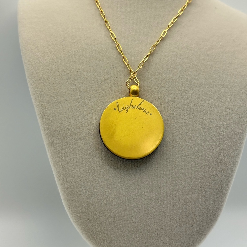 LeighElena Vibrant Orange Blue Magnetic Pendant Necklace Oval Link Gold-tone 18" - Picture 5 of 10